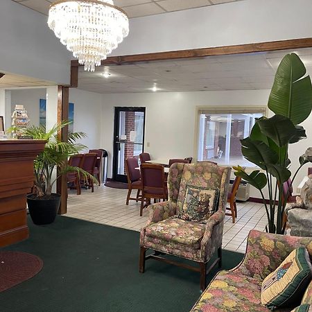 Hamilton Inn Jonesville I-77 Eksteriør billede