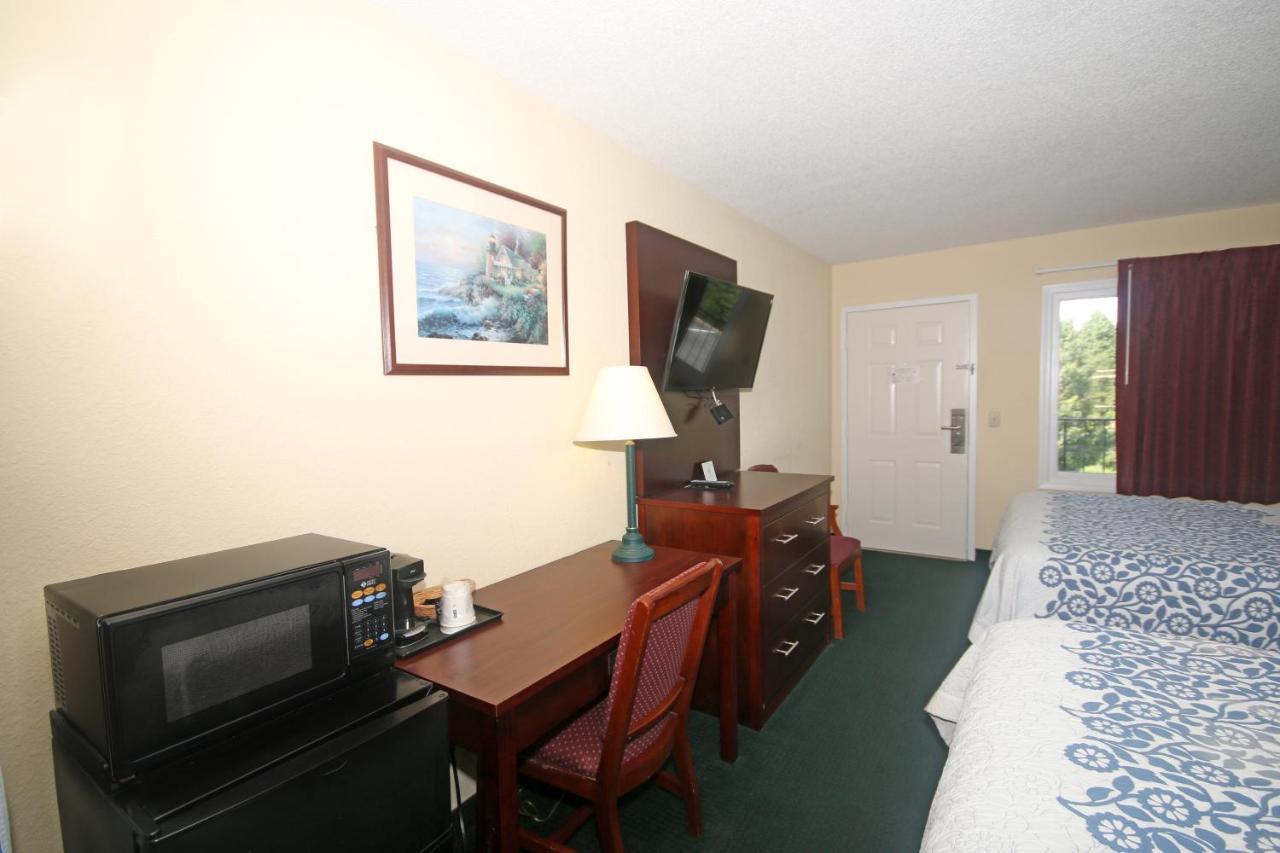 Hamilton Inn Jonesville I-77 Eksteriør billede