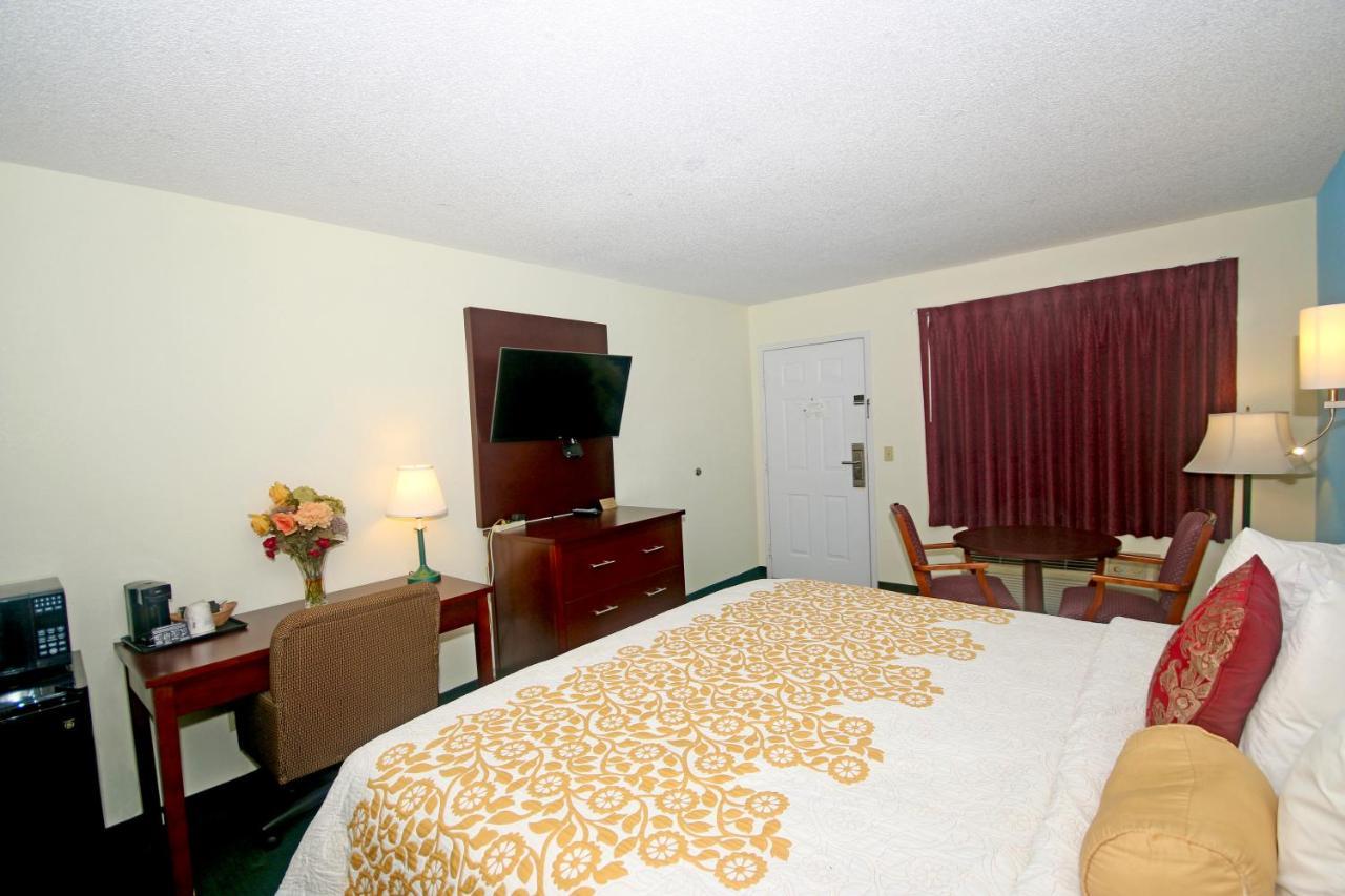 Hamilton Inn Jonesville I-77 Eksteriør billede