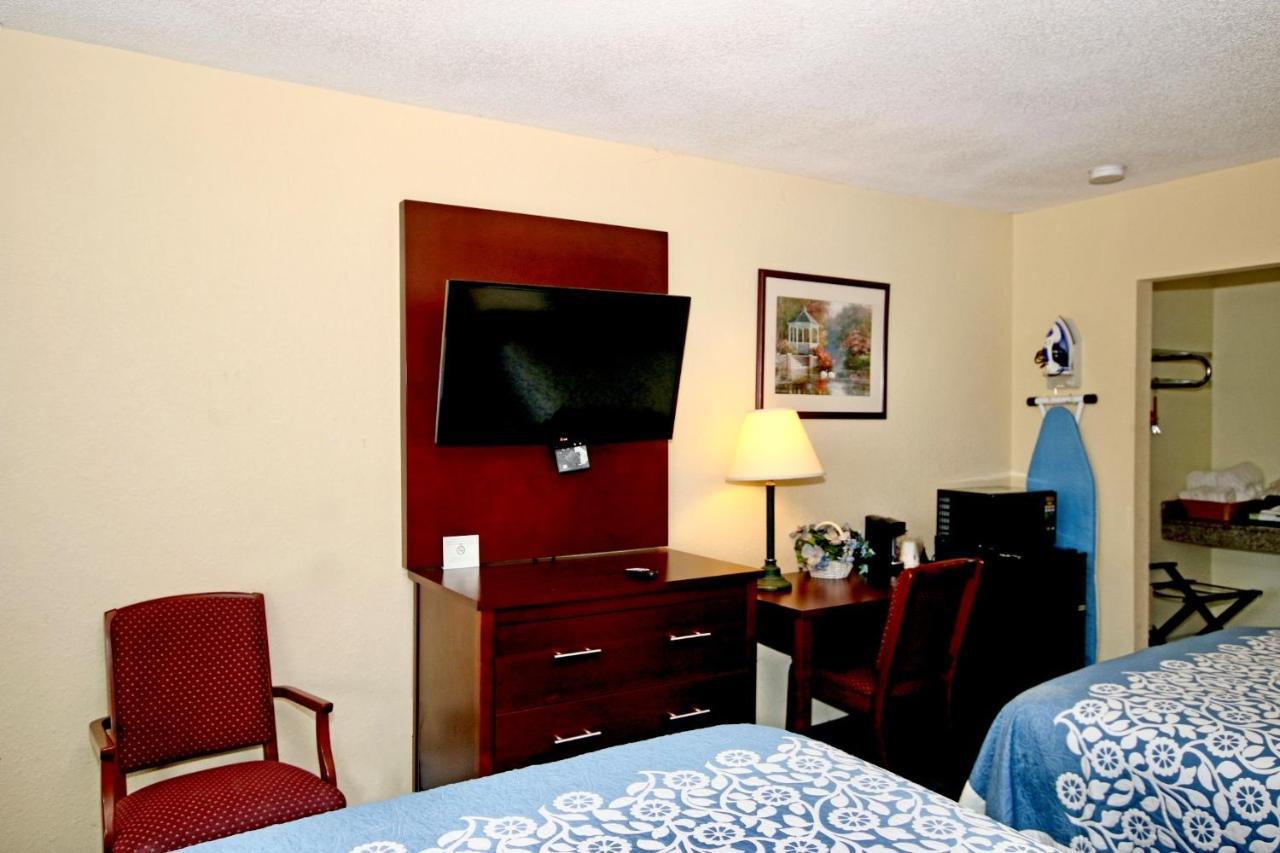 Hamilton Inn Jonesville I-77 Eksteriør billede